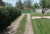 Avala, kragujevacki put. 200 m2, uknjizena 130000e