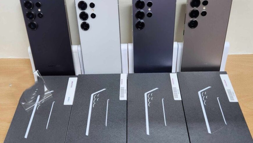 Apple iPhone 16 Pro Max, iPhone 16 Pro, iPhone 16